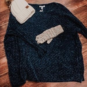 Chenille Sweater -One Size-